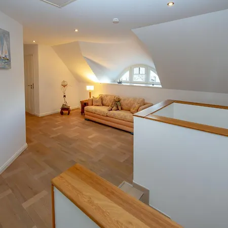 Strandvilla Лоббе